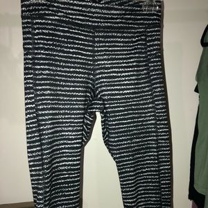 Underarmour workout capris!